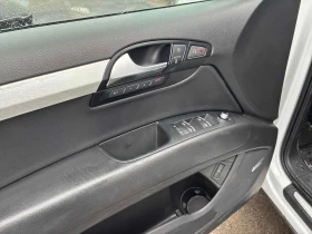 Audi Q7 * 3.0L * CARFAX * BOSE * ОБДУХВАНЕ * ТЕЛЕВИЗОРИ, снимка 12