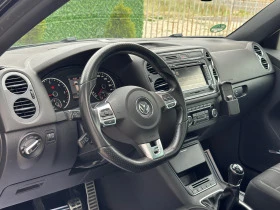 VW Tiguan R-Line Панорама* Xenon* Камера 2.0TDI, снимка 9