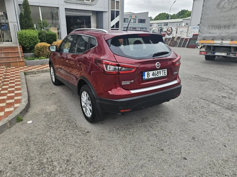 Nissan Qashqai 2.0 SV AWD, снимка 7 - Автомобили и джипове - 47008175