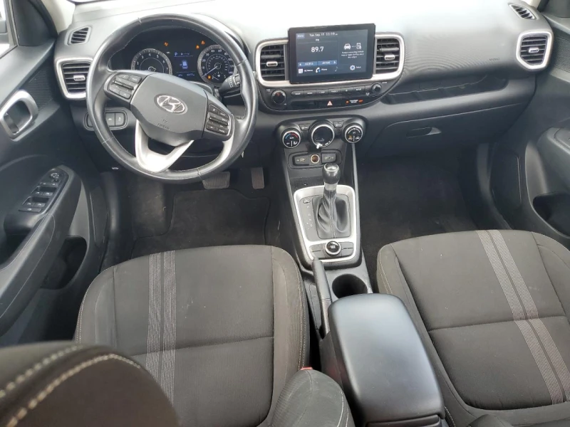 Hyundai Venue SEL, снимка 8 - Автомобили и джипове - 48098974