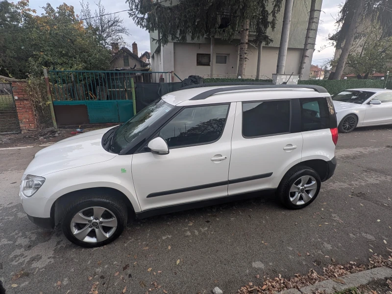 Skoda Yeti * GREEN LINE* BI-XENON* NAVI* , снимка 8 - Автомобили и джипове - 52355941