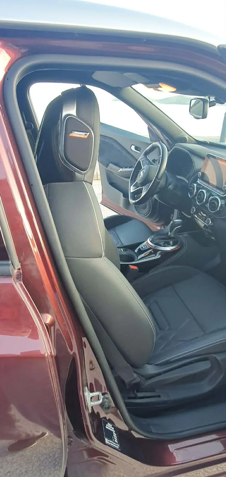 Nissan Juke, снимка 6 - Автомобили и джипове - 53962521