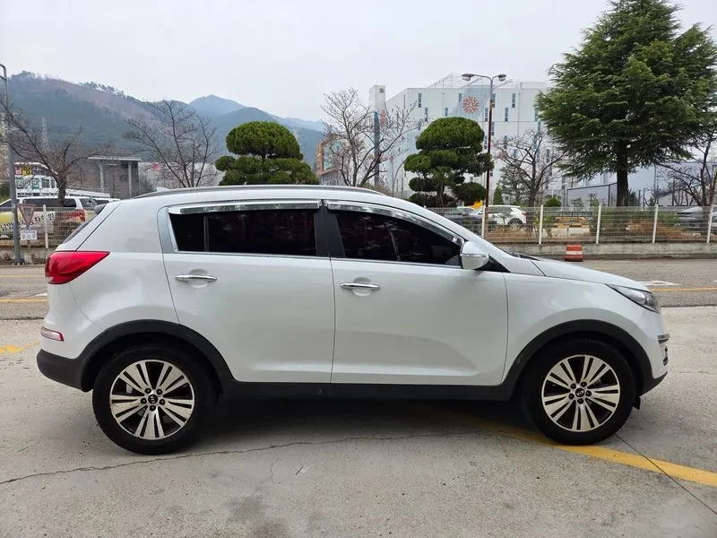 Kia Sportage  R Diesel 4Wd Noblesse, снимка 15 - Автомобили и джипове - 56118407
