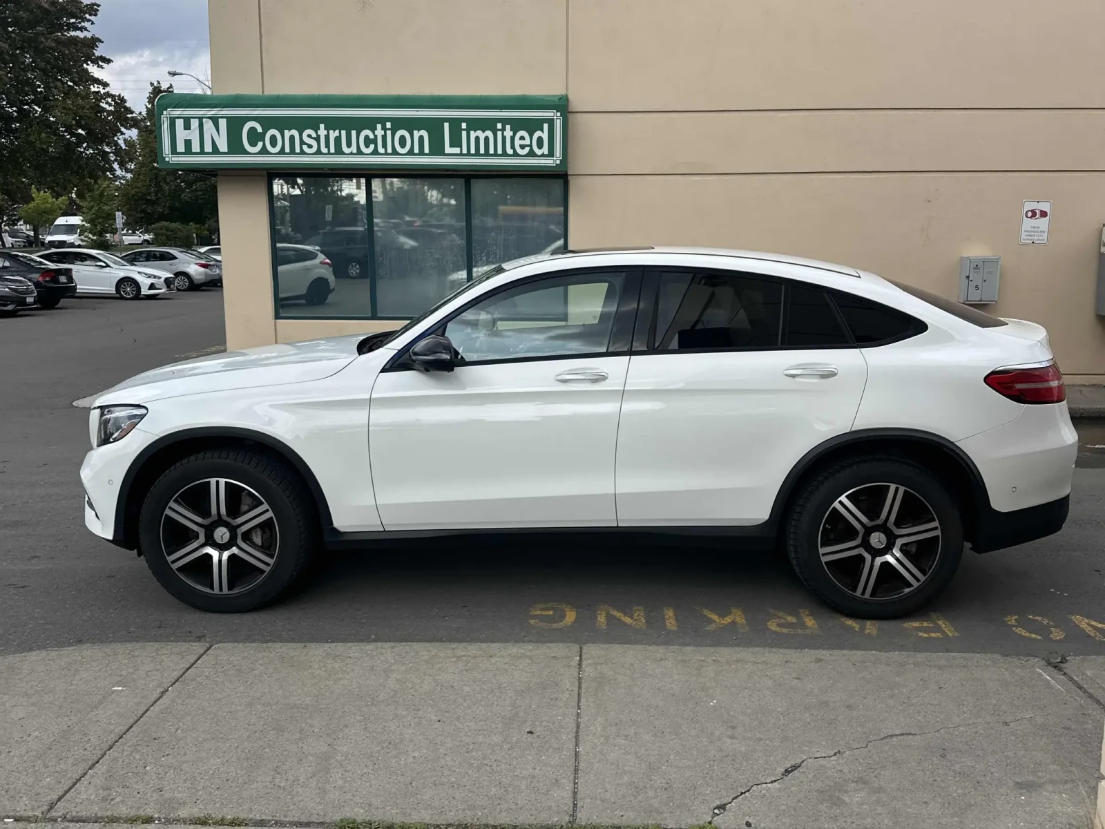 Mercedes-Benz GLC 300 * АВТОКРЕДИТ* * ЦЕНА ДО БЪЛГАРИЯ*  - изображение 2