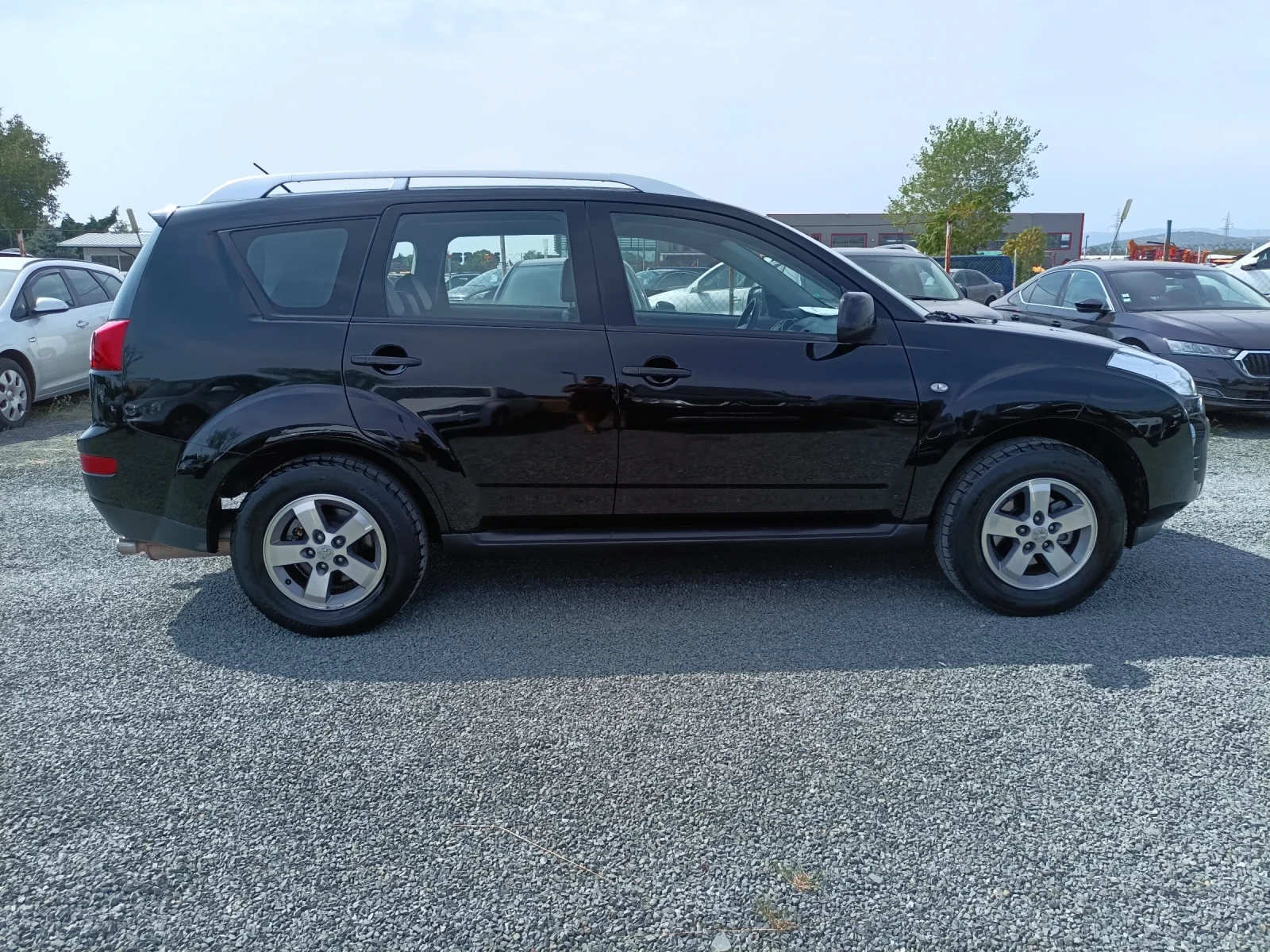 Peugeot 4007 2.4 бензин 114000 серв.книжка - изображение 4