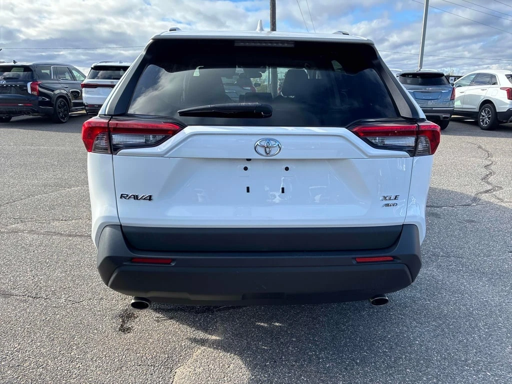 Toyota Rav4 * XLE * CARFAX *    | Mobile.bg   5