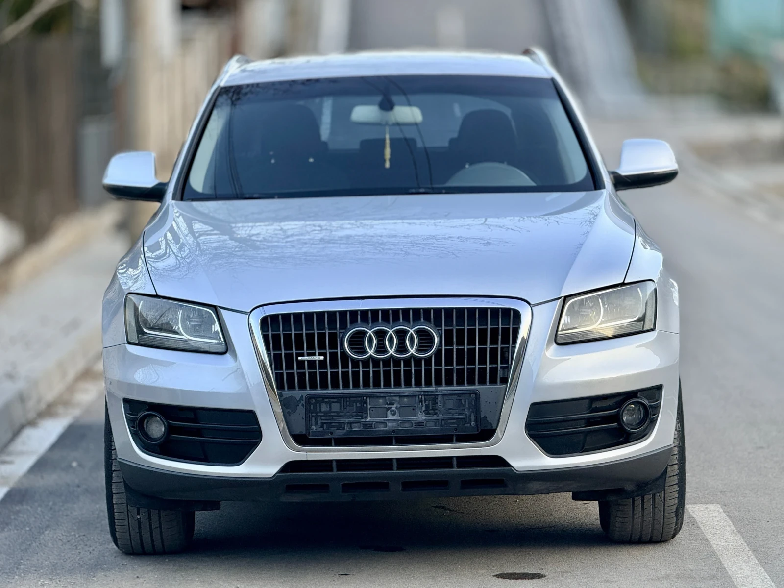 Audi Q5 2.0TDI* 170k.c* quattro* PANORAMA* ITALIA* , снимка 2 - Автомобили и джипове - 53829979