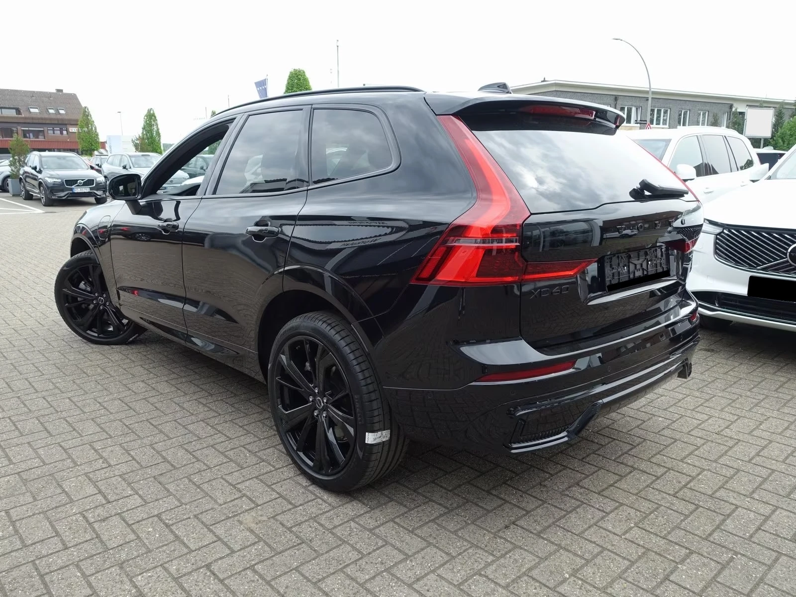 Volvo XC60 NEW 2026 T6 AWD Black Edition Plus, снимка 4 - Автомобили и джипове - 54598249