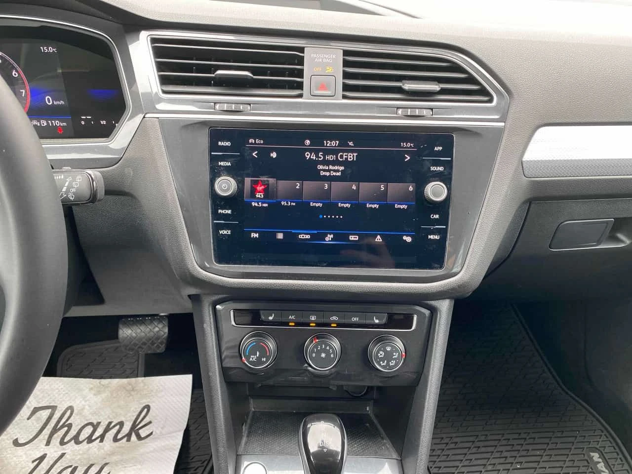 VW Tiguan Trendline / КАМЕРА / ПОДГРЕВИ , снимка 9 - Автомобили и джипове - 54817635