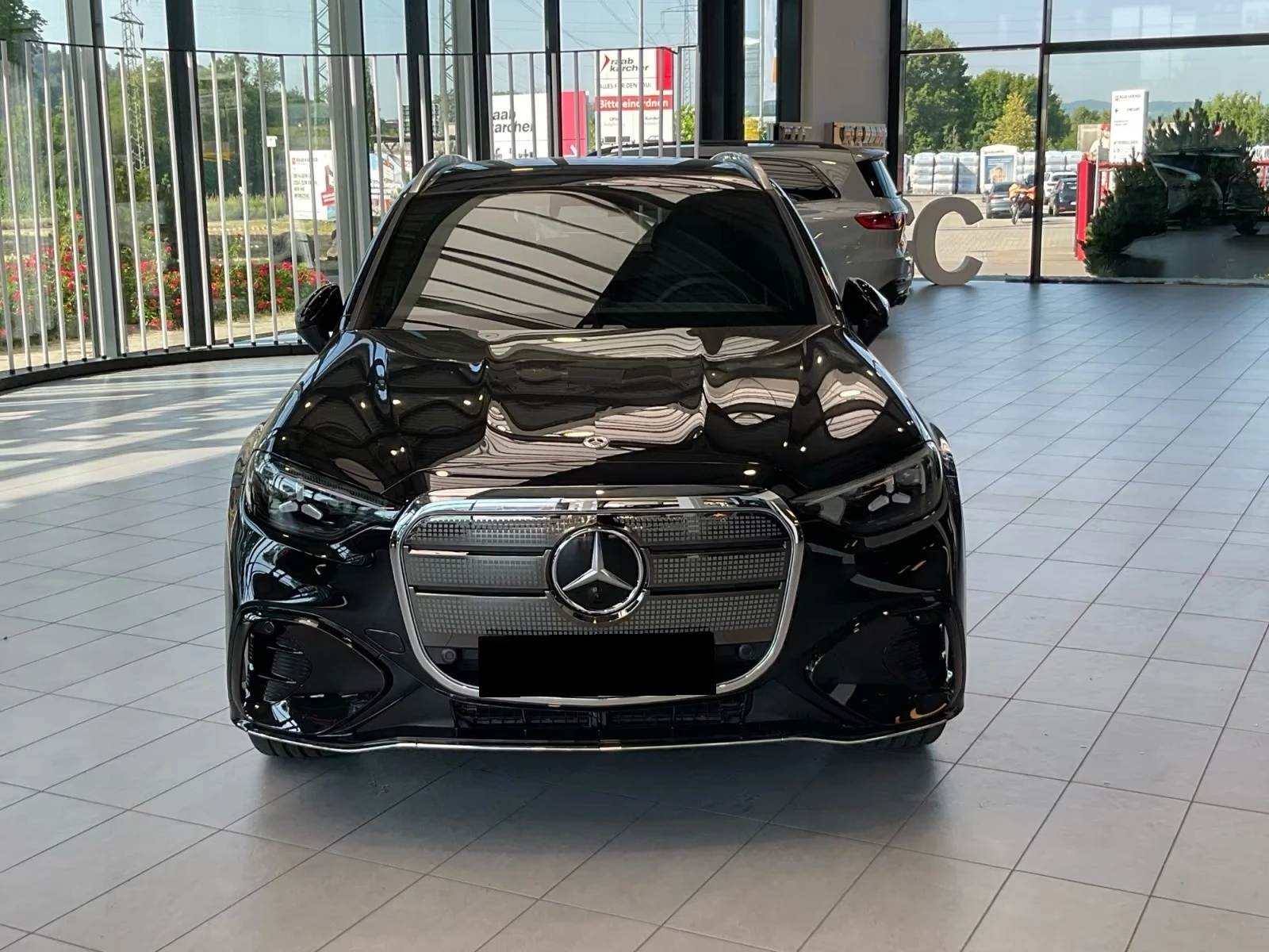 Mercedes-Benz GLC 400 EQ / 4 MATIC / AMG / BURM / 360/ PANO/ SUPERSCREEN, снимка 2 - Автомобили и джипове - 55147429