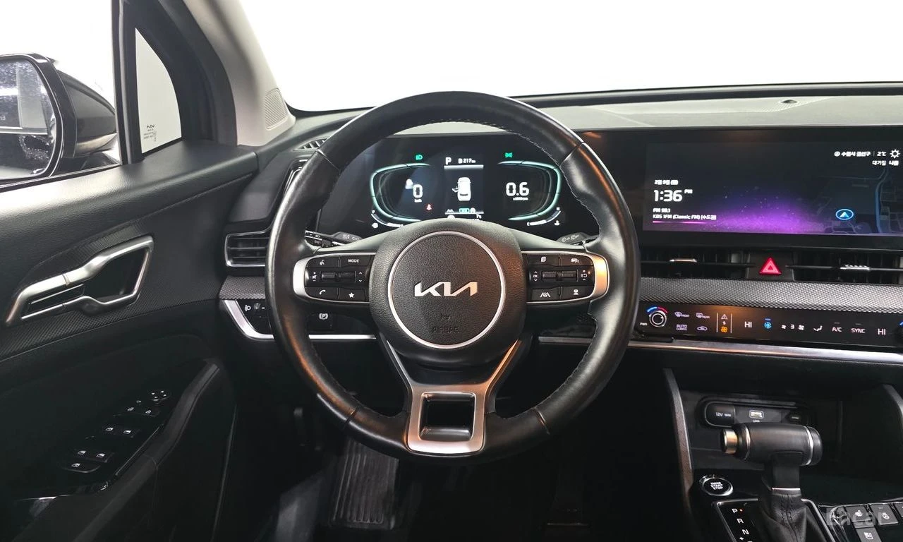 Kia Sportage 1.6* TURBO* PRESTIGE* ПОДГРЕВ* ОБДУХВАНЕ* КАМЕРА* , снимка 8 - Автомобили и джипове - 55216735