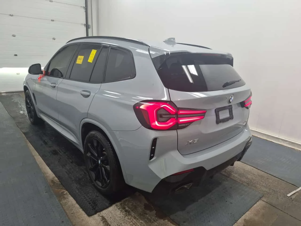 BMW X3 * XDRIVE30I * ГЛАВНО ПРЕДСТАВИТЕЛСТВО НА BMW* , снимка 3 - Автомобили и джипове - 55613631