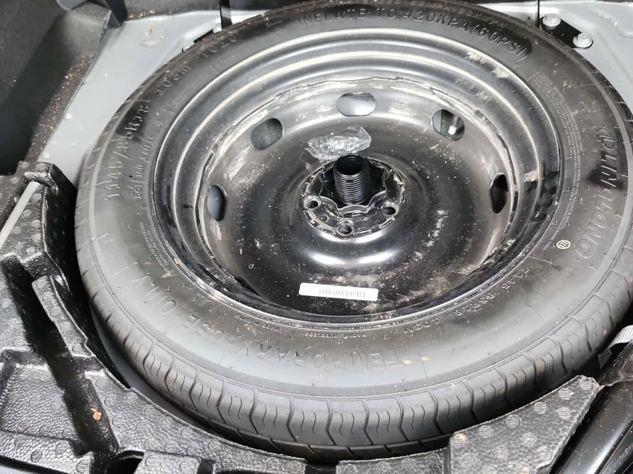 VW Tiguan * 2.0t 4motion Se R line Black* АВТОКРЕДИТ* , снимка 14 - Автомобили и джипове - 56271152