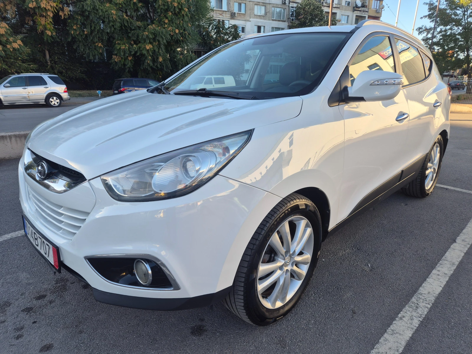 Hyundai IX35 2.0CRDI4x4 , снимка 2 - Автомобили и джипове - 56351201