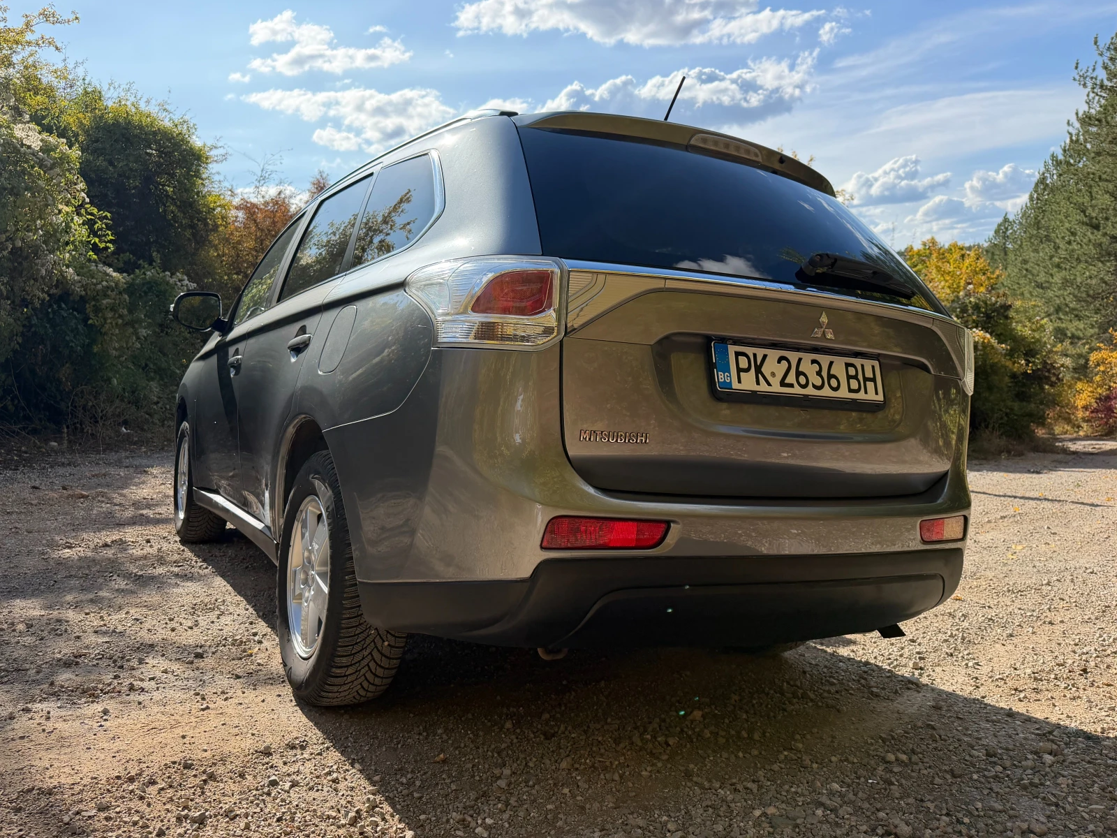 Mitsubishi Outlander 8500 ��� ��� 2.2 DI-D 4WD 6AT INSTYLE+  | Mobile.bg � ����������� 4