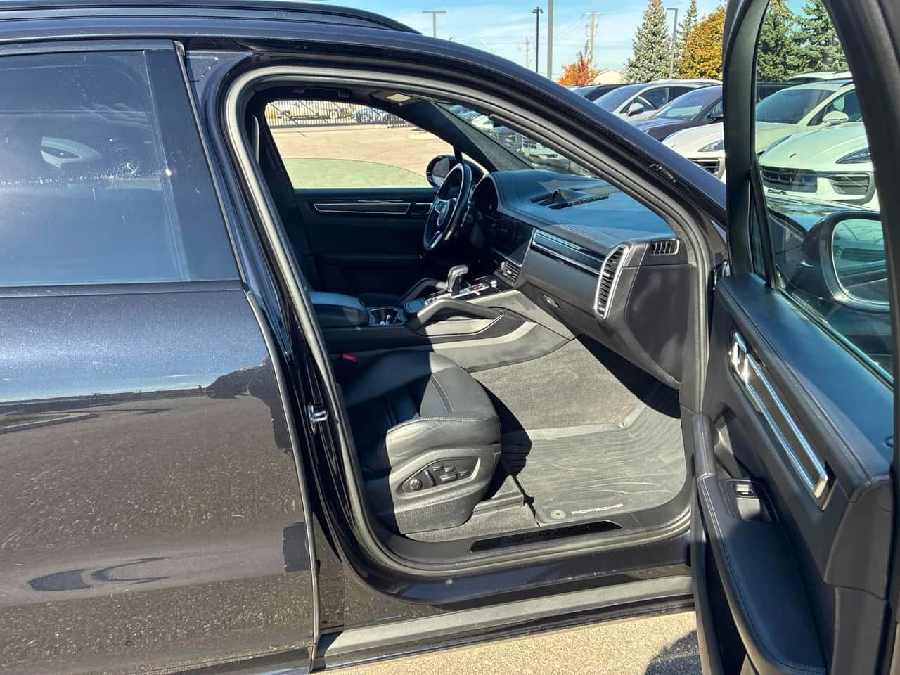 Porsche Cayenne  GTS / 360 / Distronic / Matrix / Bose / Carfax  | Mobile.bg � ����������� 12