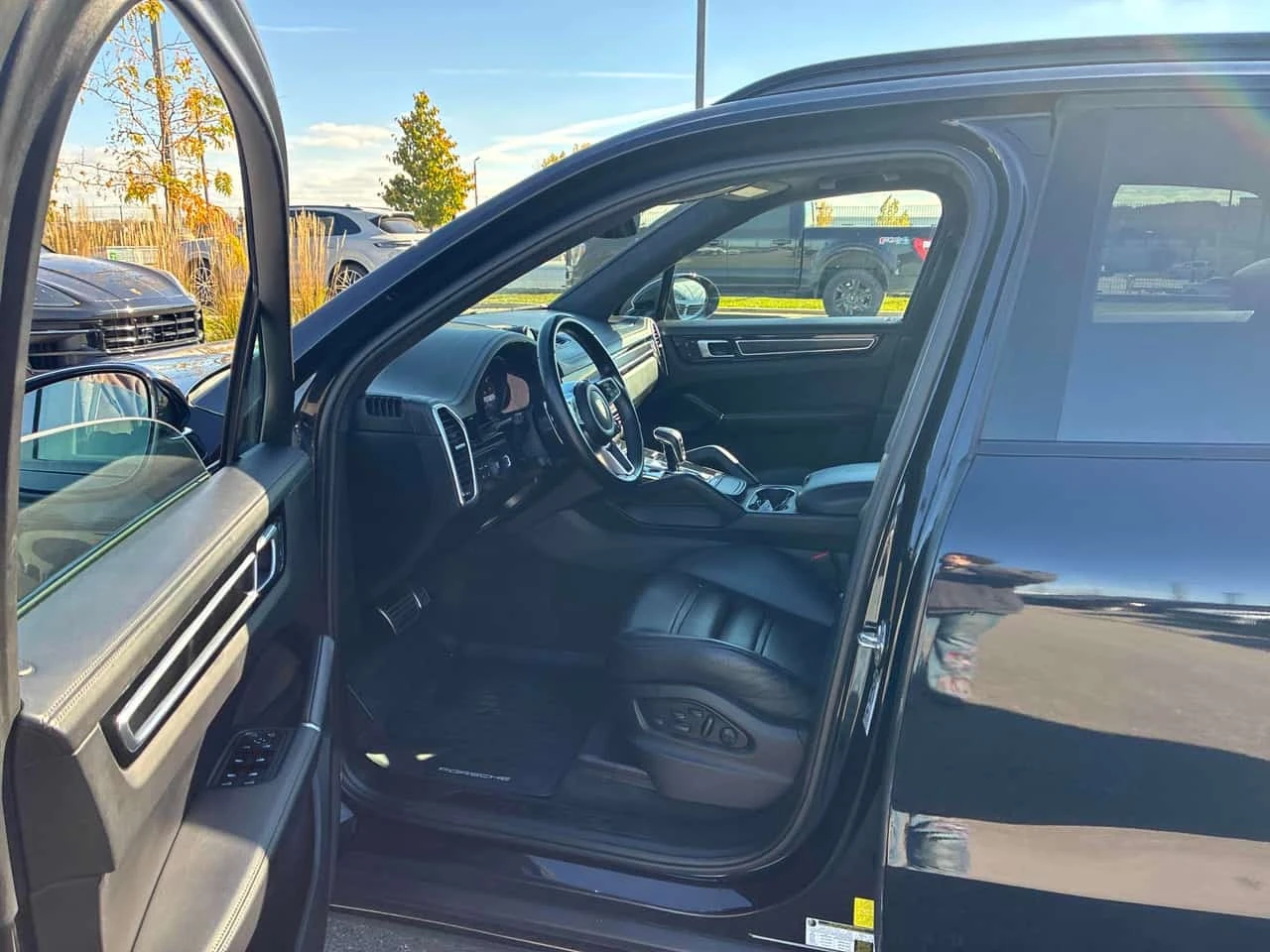 Porsche Cayenne  GTS / 360 / Distronic / Matrix / Bose / Carfax  | Mobile.bg � ����������� 17