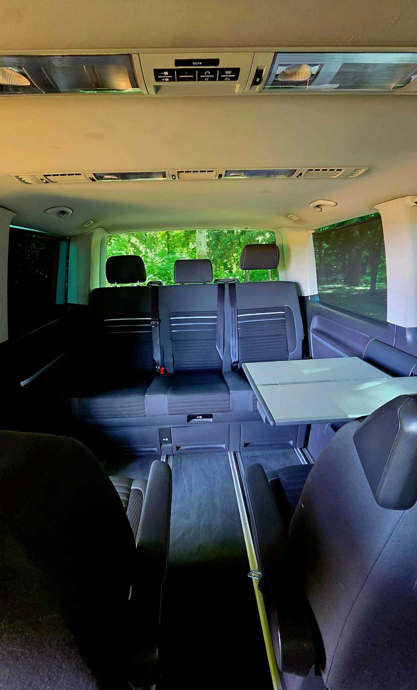 VW Multivan D BMT 2.0 2014 - изображение 10