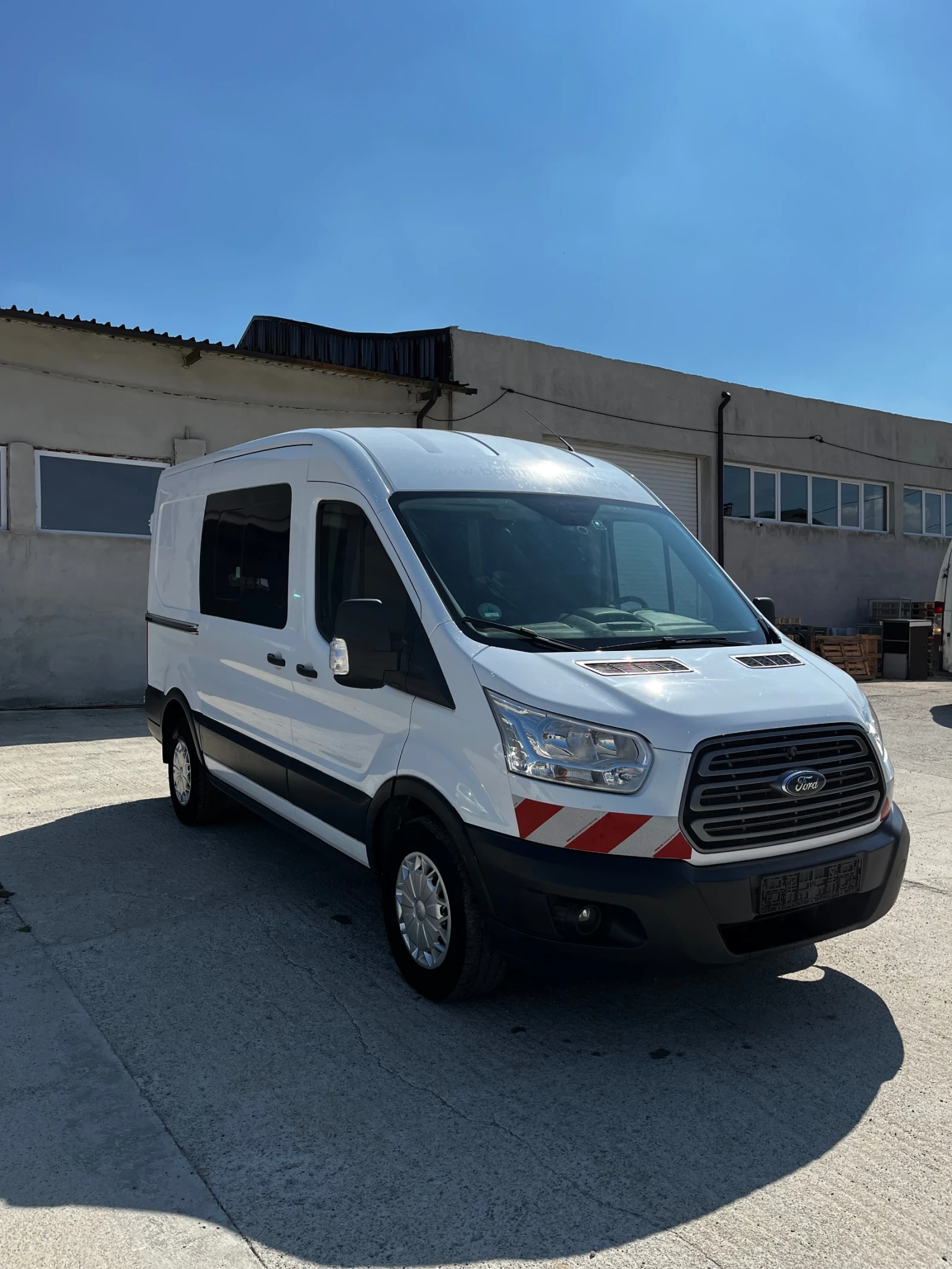 Ford Transit 6+ 1 Товаропътнически L3H2 предно предаване - изображение 2