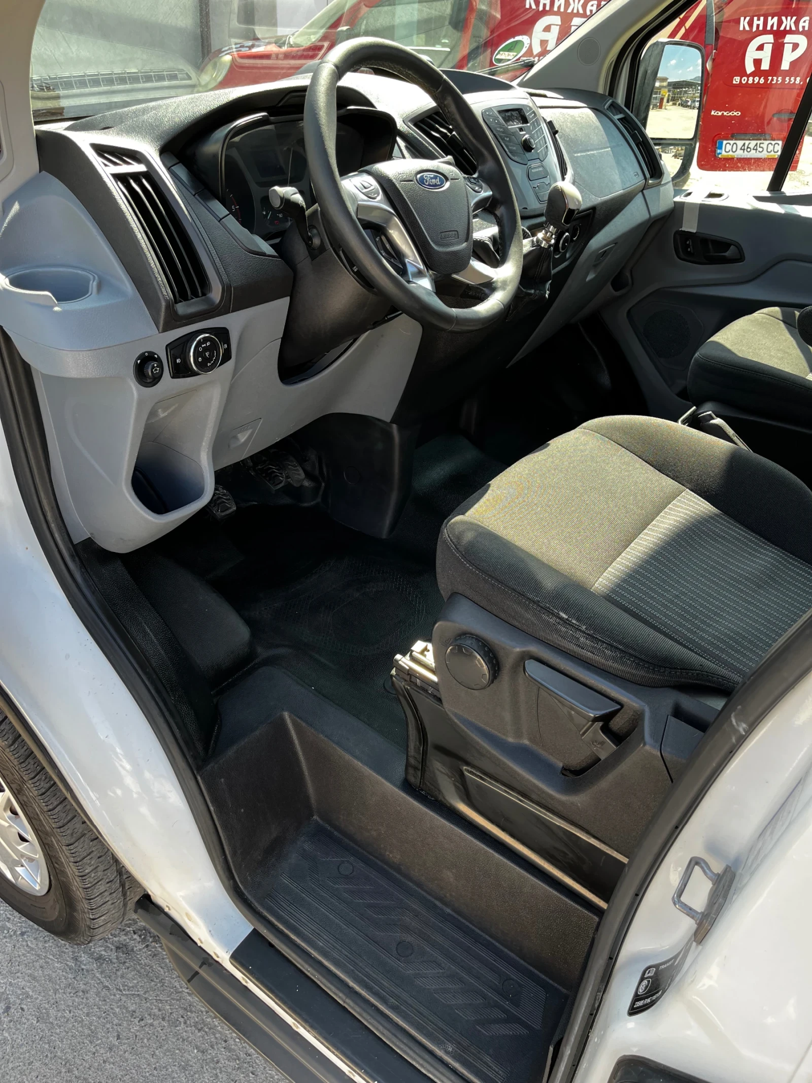 Ford Transit 6+ 1 Товаропътнически L3H2 предно предаване - изображение 8