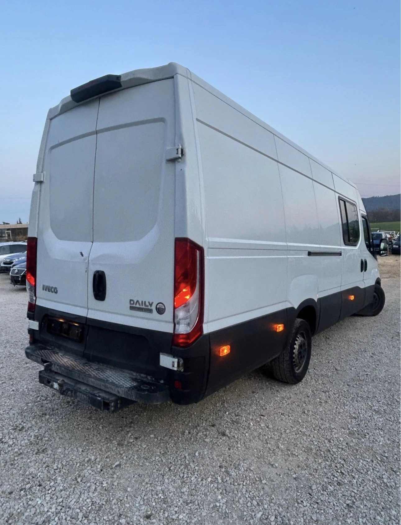 Iveco 35S18   6   | Mobile.bg   5