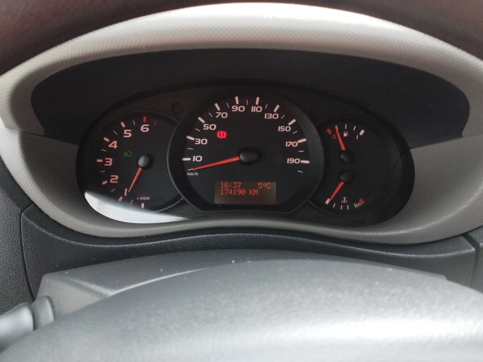 Renault Master, снимка 12 - Бусове и автобуси - 54481110