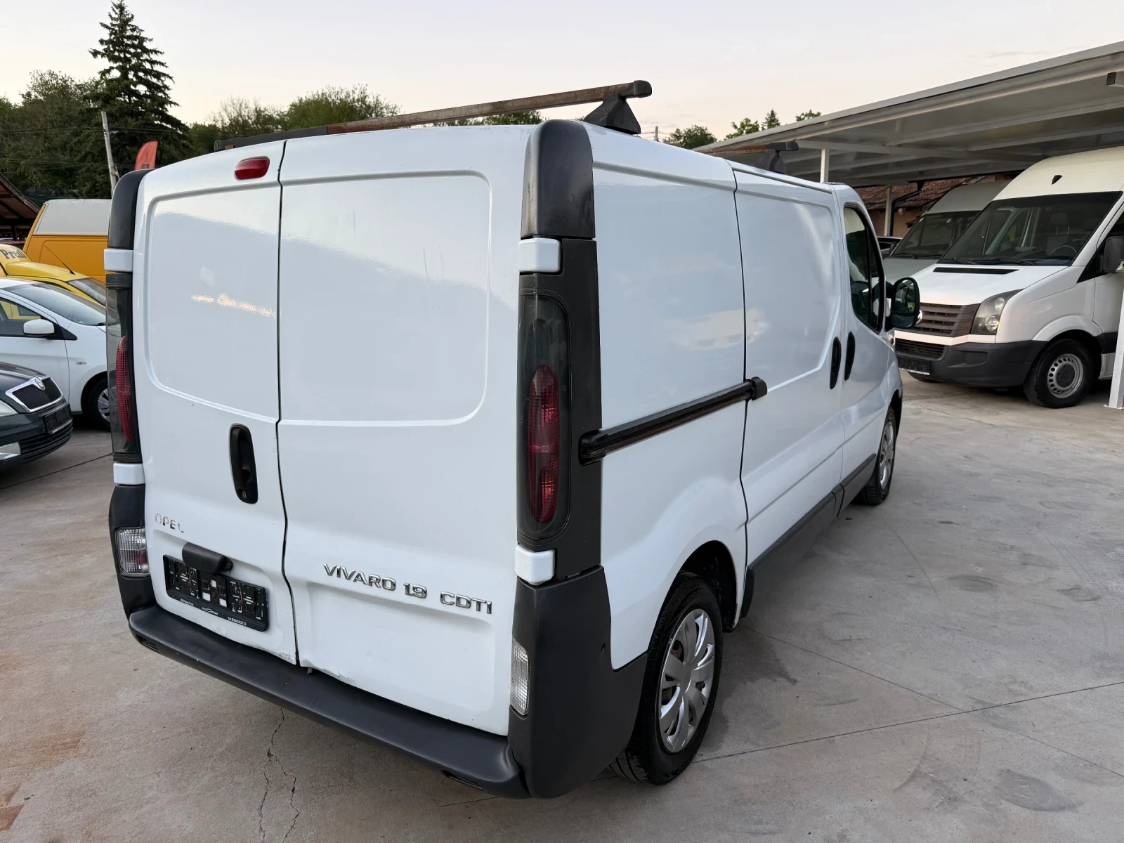 Opel Vivaro 1.9DTI, снимка 5 - Бусове и автобуси - 54762874