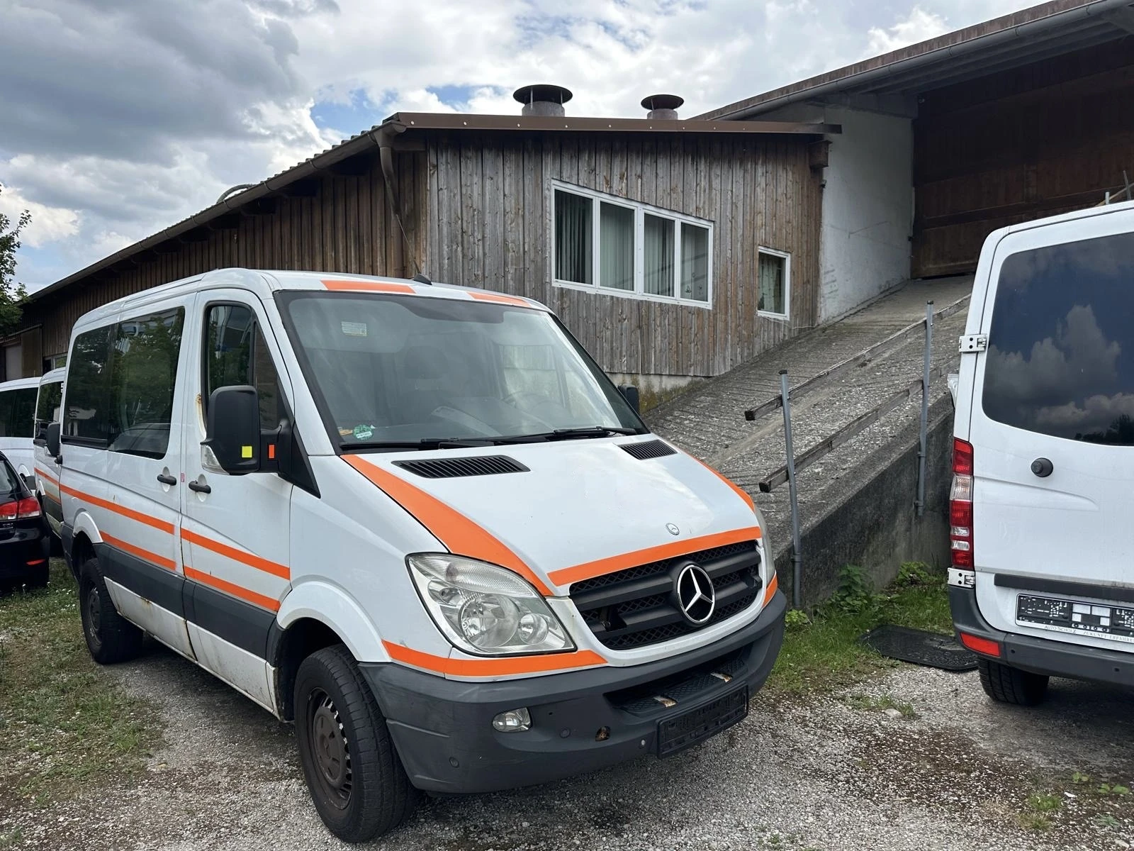 Mercedes-Benz Sprinter 315, снимка 4 - Бусове и автобуси - 55940519