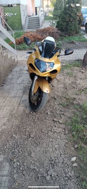 ����� �� �������� �� Suzuki Gsxr 600