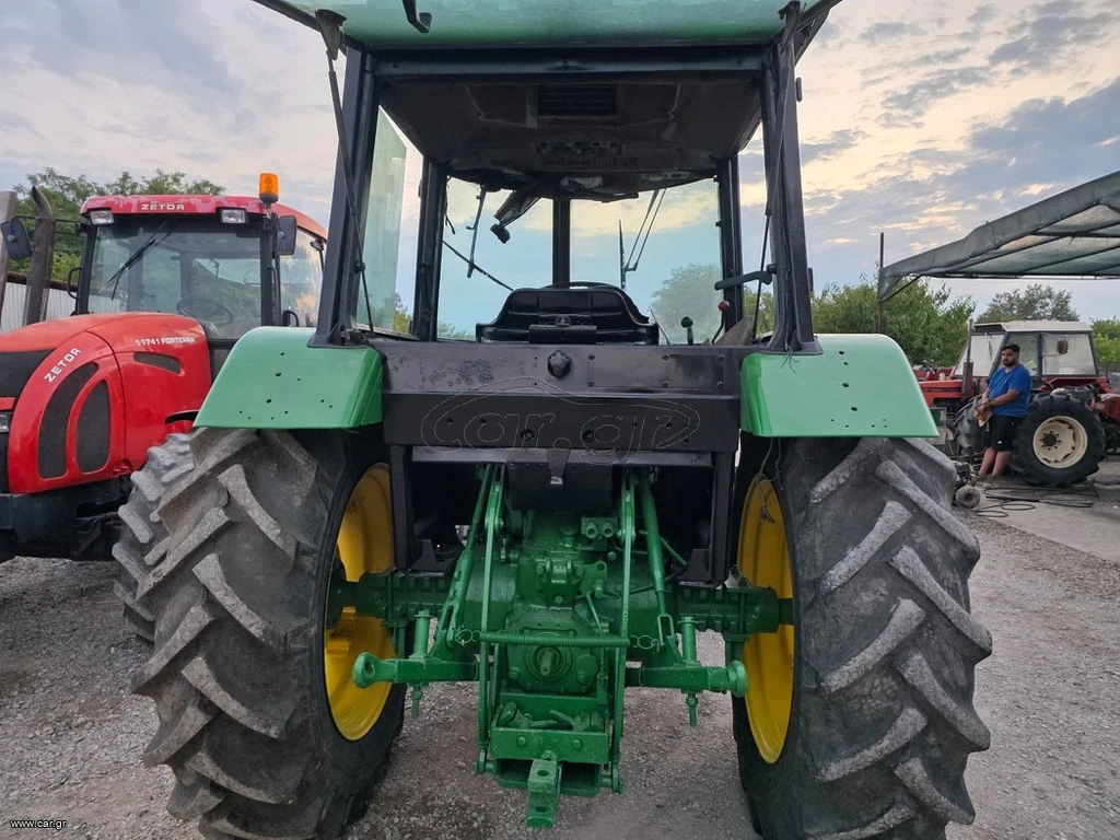 Трактор John Deere 2140 - изображение 6