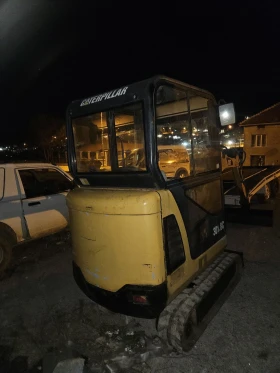 Багер Cat, снимка 1