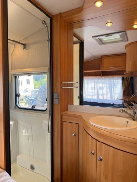 Каравана Knaus Azur 500, снимка 14