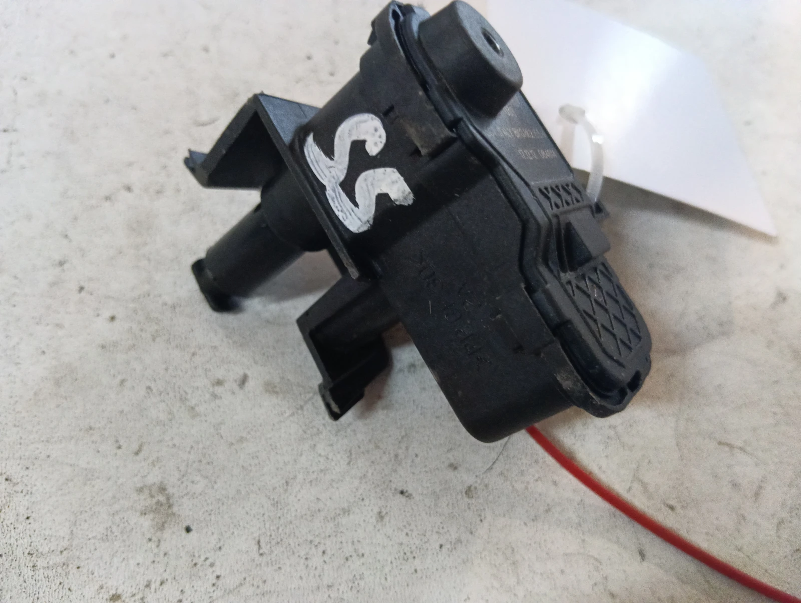 заключващ механизъм резервоар 8K0862153H Audi A5
