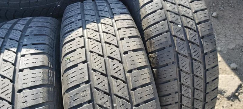 Гуми Зимни 205/80R16, снимка 3 - Гуми и джанти - 30922799