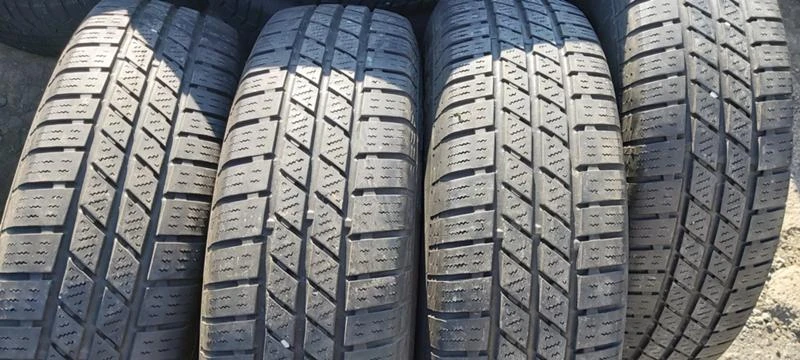 Гуми Зимни 205/80R16, снимка 1 - Гуми и джанти - 30922799