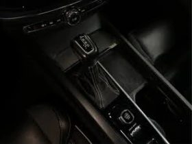 Volvo S60 T5 R-Design AWD* АвтоКреди* (ЦЕНА ДО БГ), снимка 15