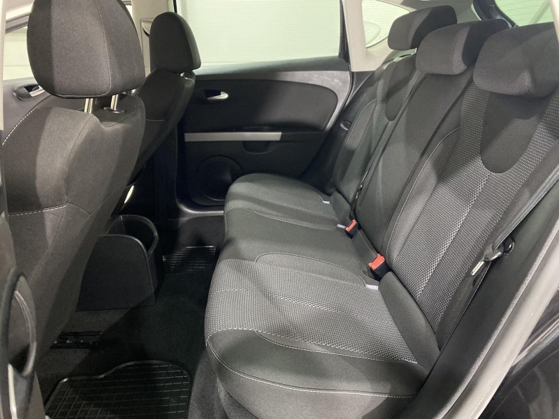 Seat Leon 1.4 TSI, снимка 10 - Автомобили и джипове - 41318636