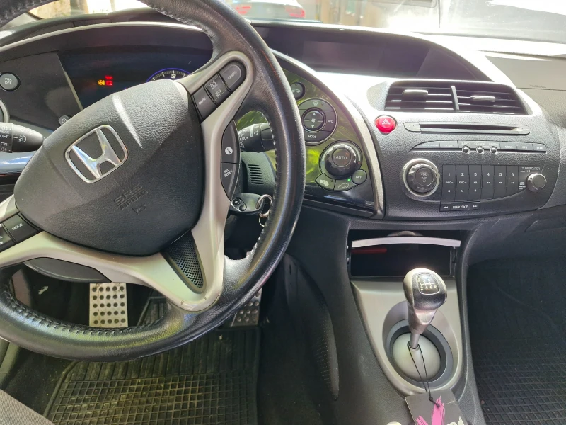 Honda Civic, снимка 13 - Автомобили и джипове - 47038192