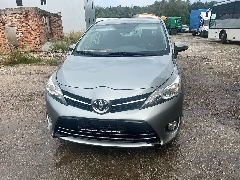 Toyota Verso 2.0 D4D, снимка 1 - Автомобили и джипове - 46967376