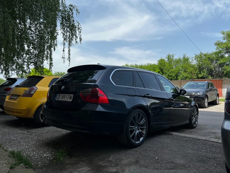 BMW 330, снимка 11 - Автомобили и джипове - 47438514