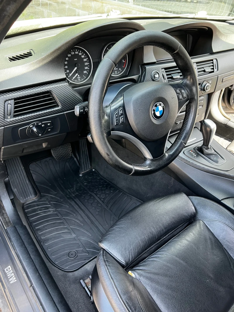 BMW 330, снимка 14 - Автомобили и джипове - 47527783