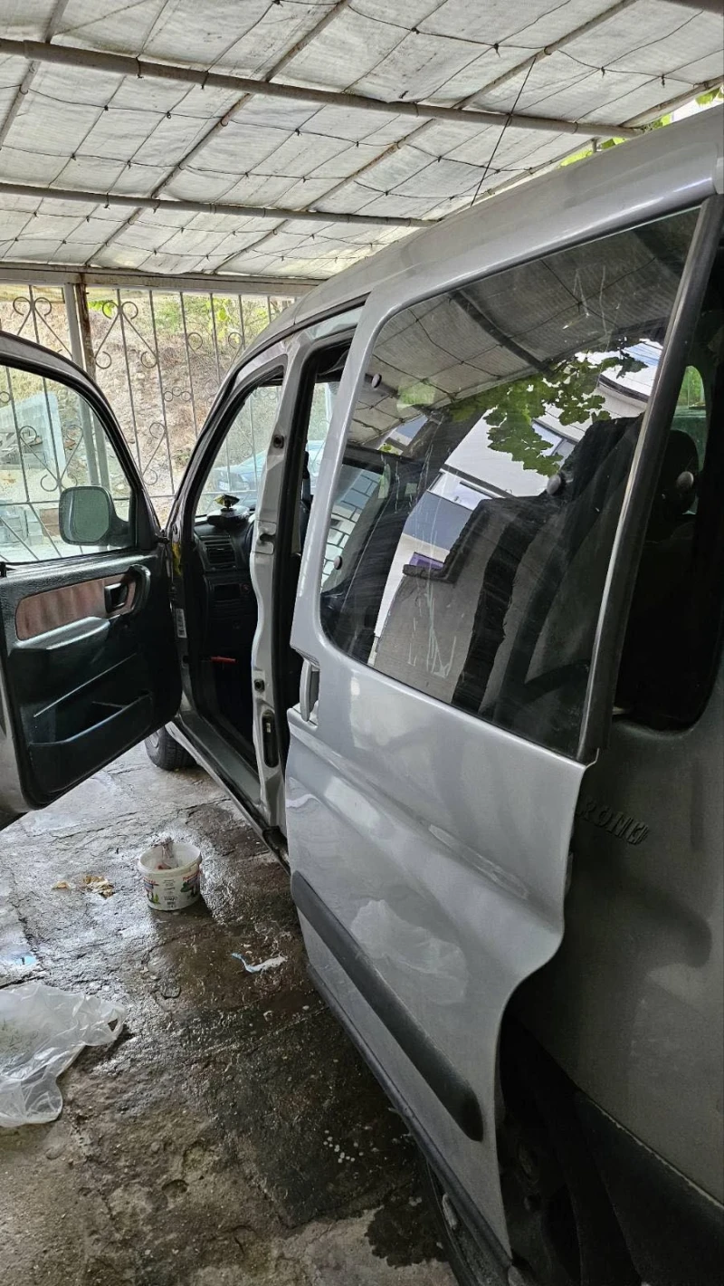 Citroen Berlingo, снимка 5 - Автомобили и джипове - 48690114