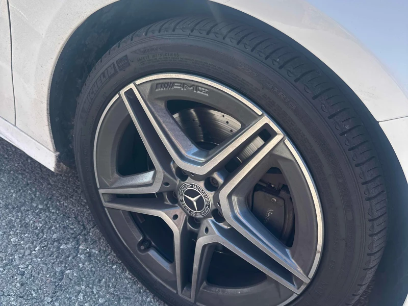 Mercedes-Benz A 220 4M* AMG-pkg* Пано* Подгрев* , снимка 6 - Автомобили и джипове - 52317932