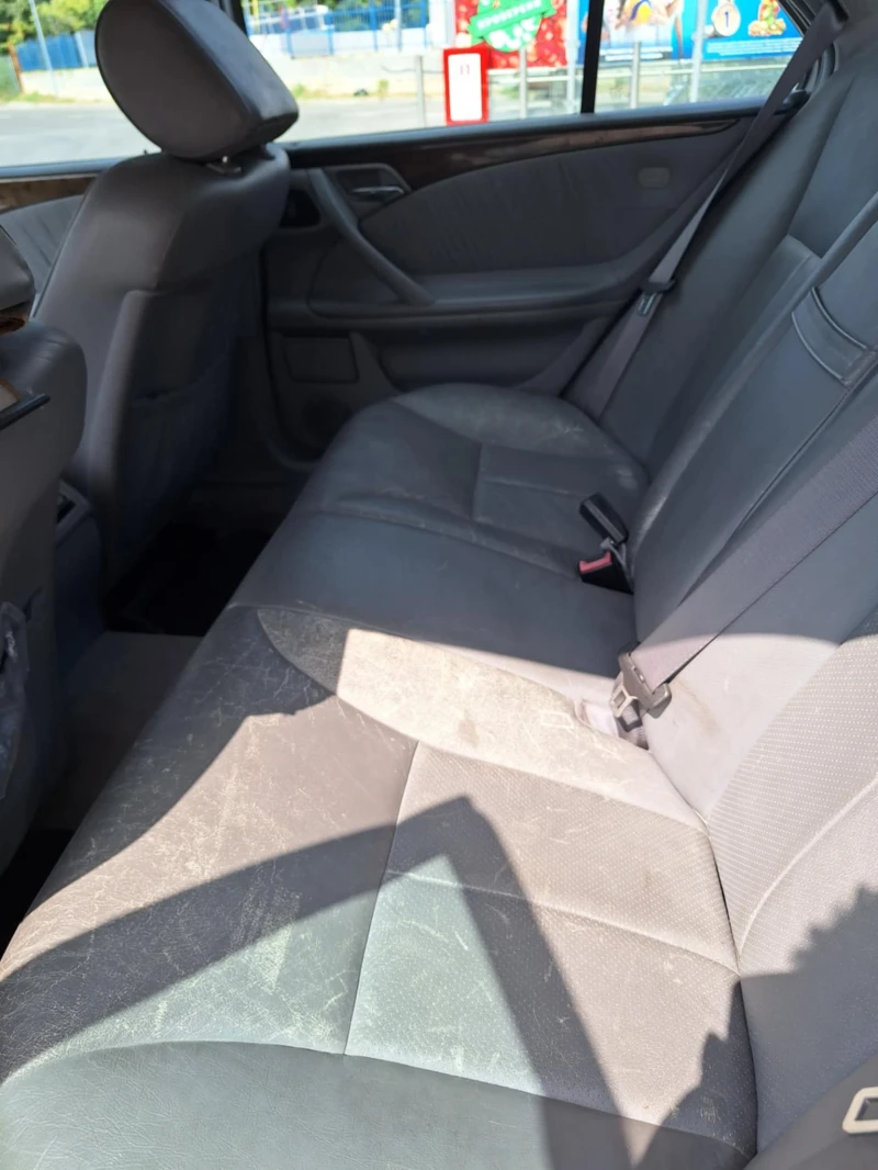 Mercedes-Benz E 320, снимка 6 - Автомобили и джипове - 52034081