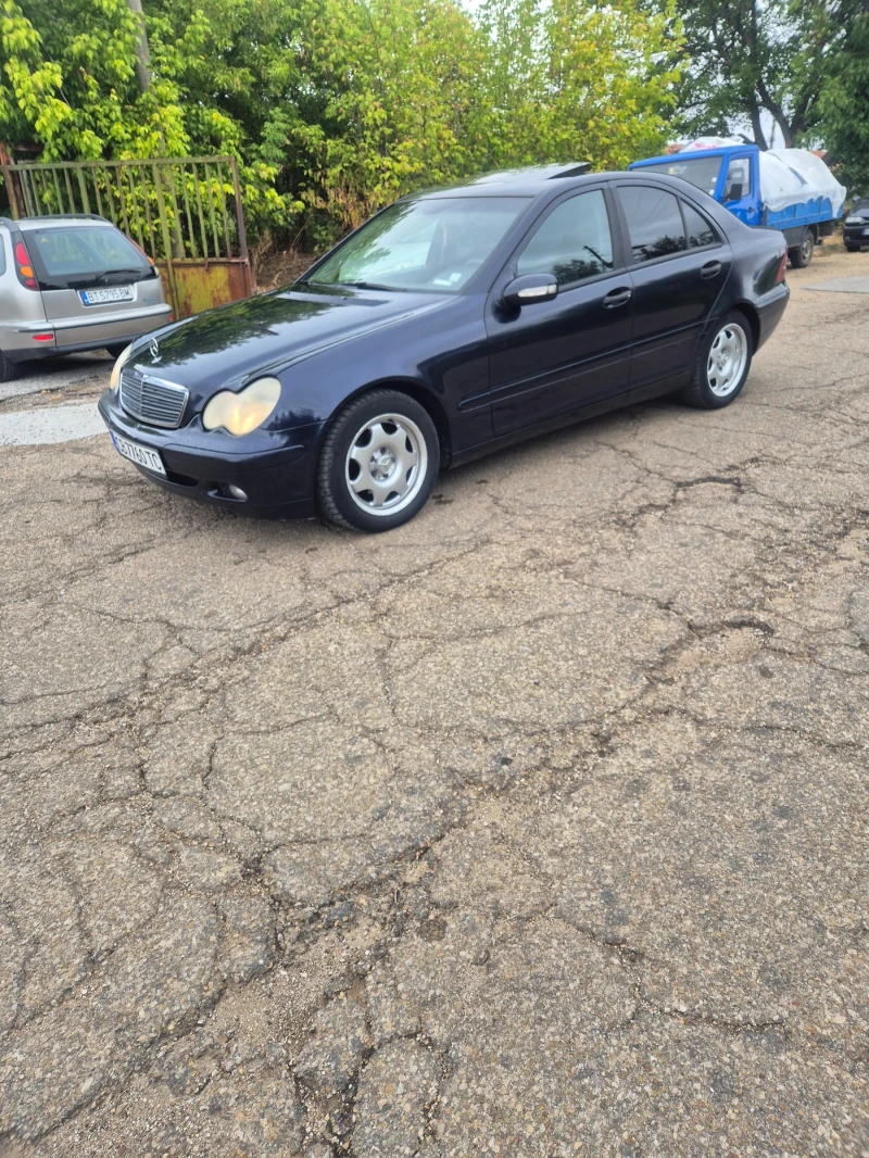 Mercedes-Benz C 220 2.2 CDI, снимка 6 - Автомобили и джипове - 52498387