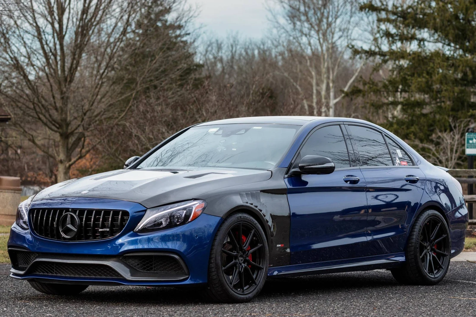 Mercedes-Benz C 63 AMG, снимка 1