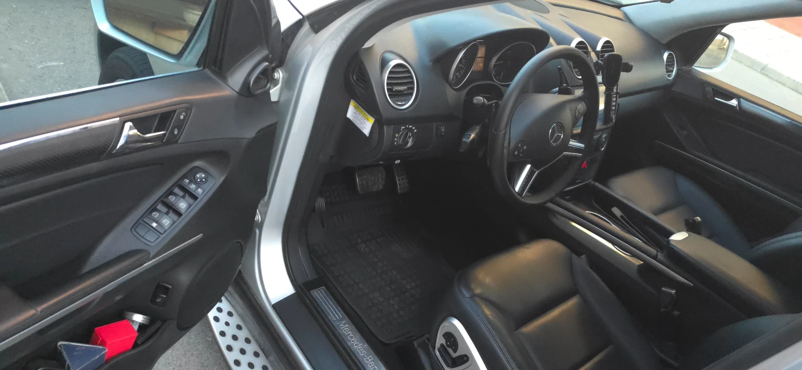 Mercedes-Benz ML 550 AMG , пружини, Keyless , 360cam , LPG, снимка 8 - Автомобили и джипове - 48511633