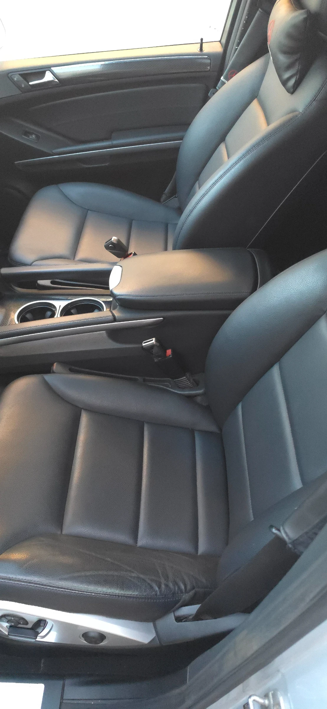 Mercedes-Benz ML 550 AMG , пружини, Keyless , 360cam , LPG, снимка 9 - Автомобили и джипове - 48511633