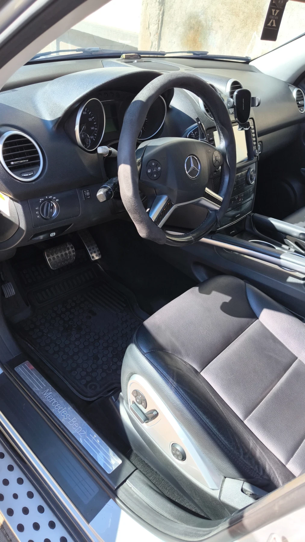 Mercedes-Benz ML 550 AMG - изображение 9