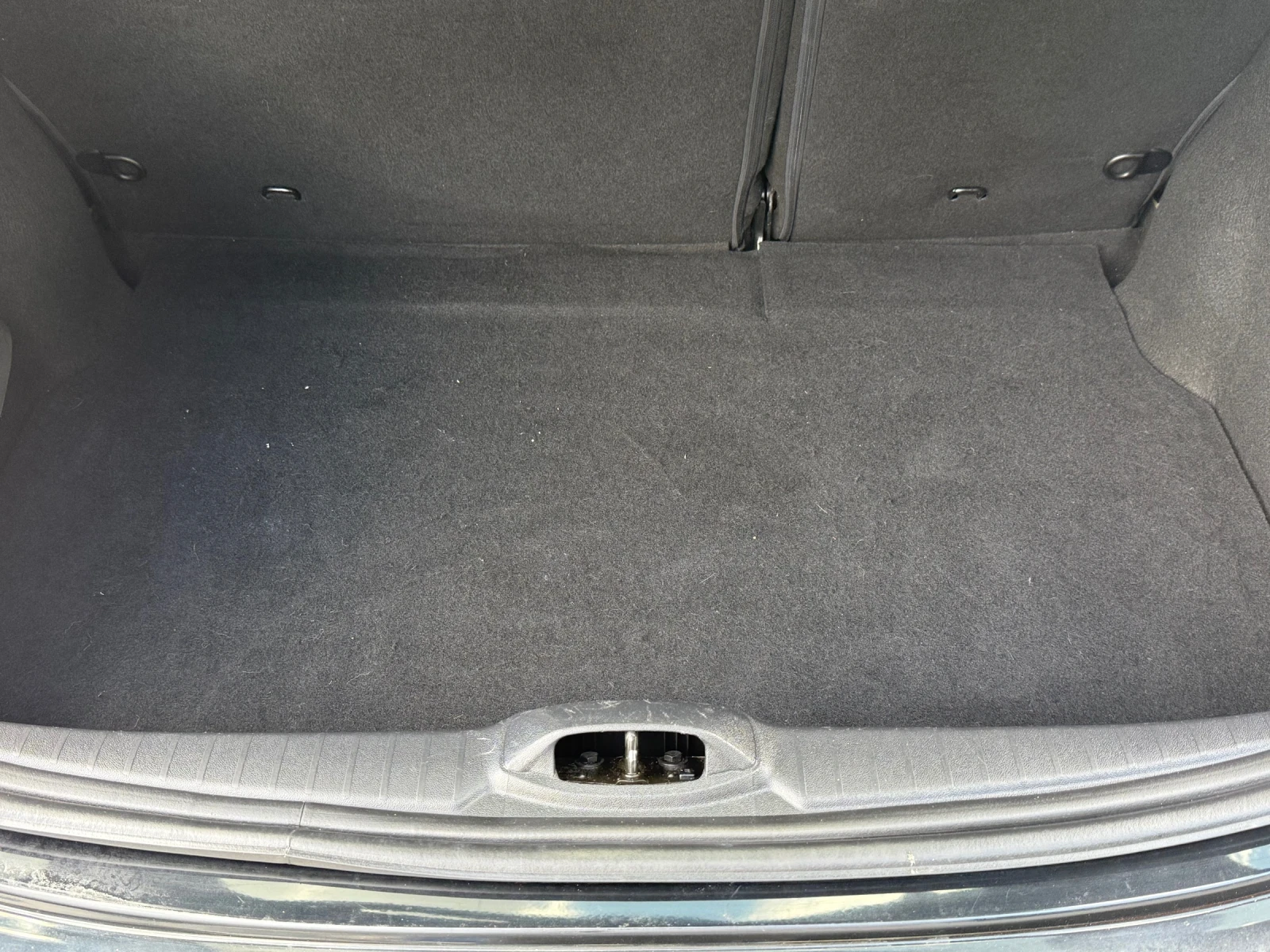 Peugeot 208 1.6HDI Allure 114k.c. - EURO5b - ОТЛИЧНО СЪСТОЯНИЕ - изображение 7